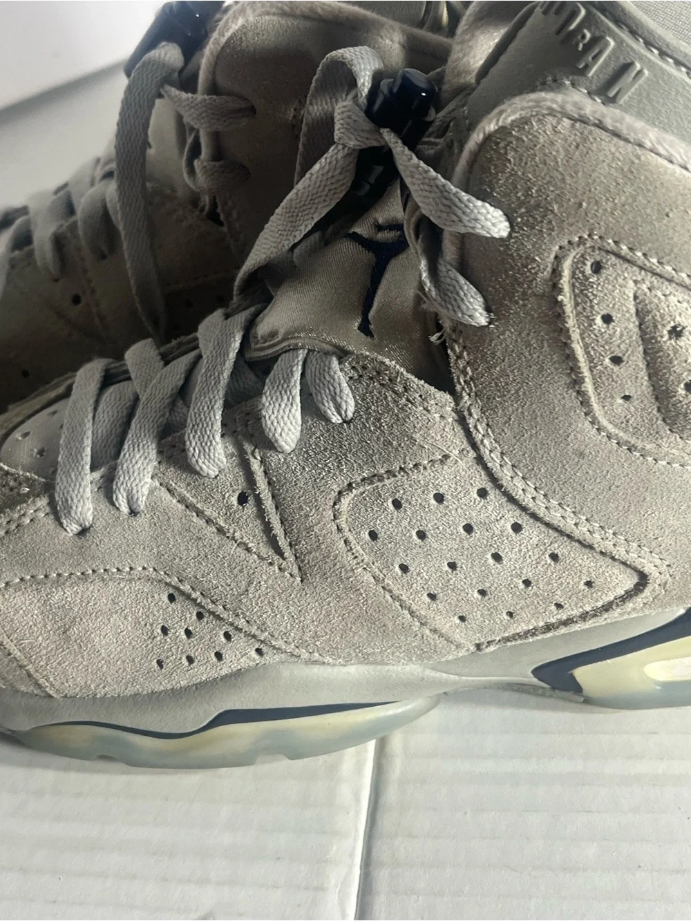 Air Jordan 6 Retro size 6.5 good condition